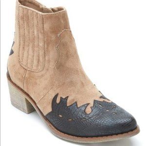 COCONUTS by Matisse Roy Western Ankle Boots